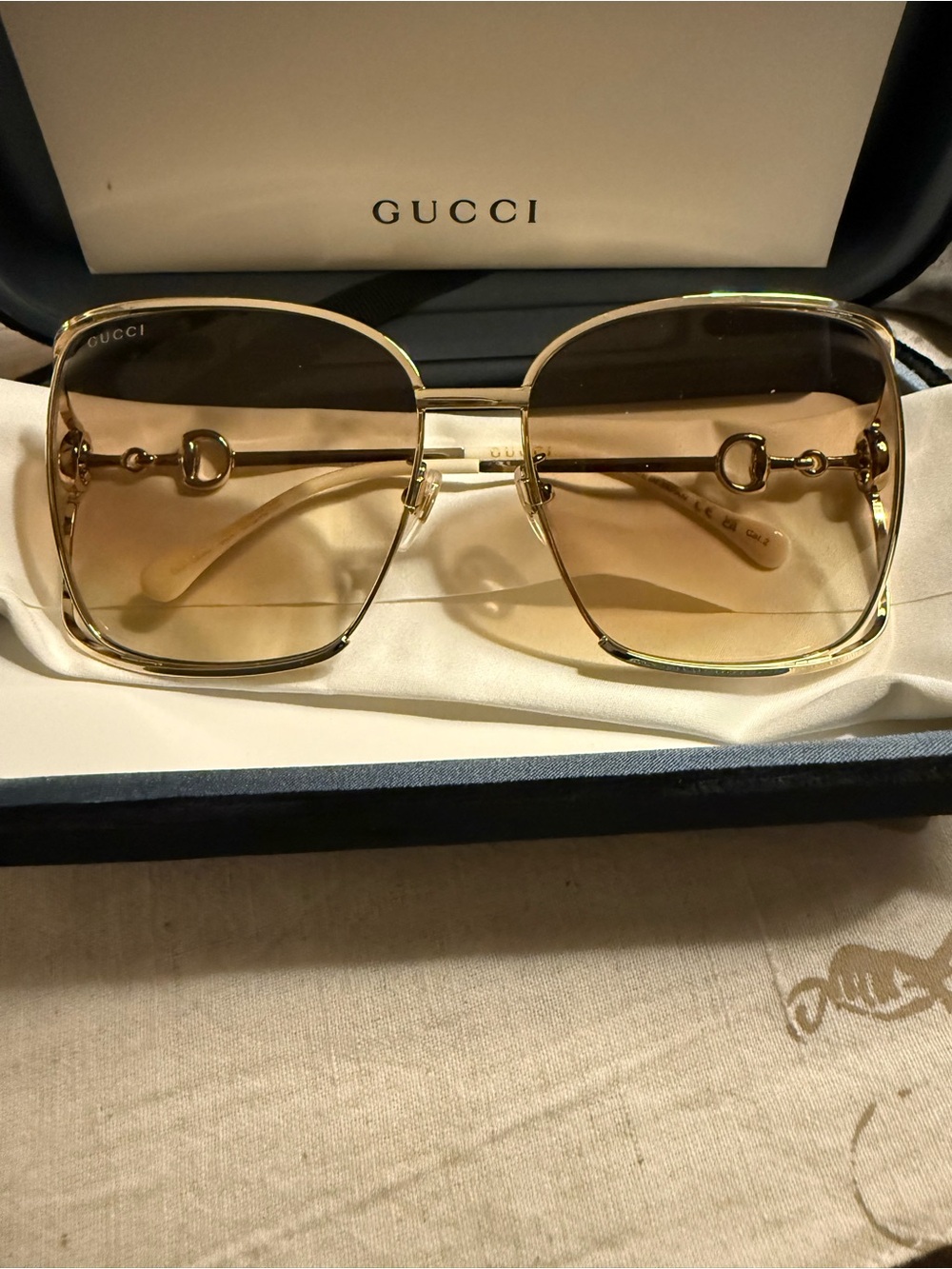 Gucci Women's Gold Frame Brown Gradient Lens Sunglasses